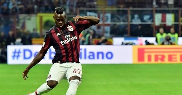 Macron sur la gaffe de Biden : « il nous arrive à tous de faire des lapsus »