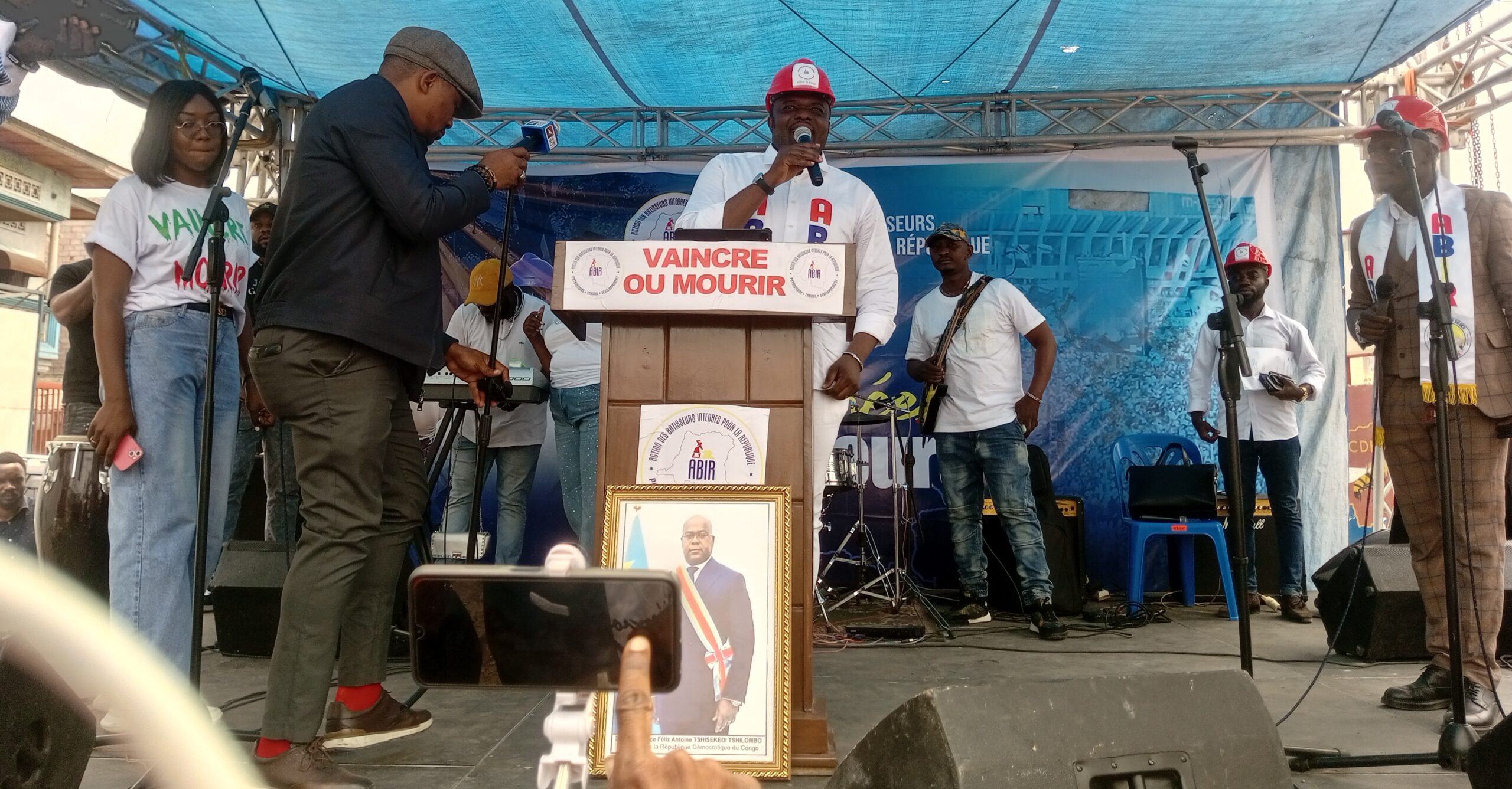 Politique: Le député Auguy Kalonji inaugure le siège national de son parti ABIR